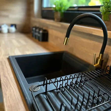 Ostoya Zawory -domki Premium ,strefa Relaksu, Basen Villa *