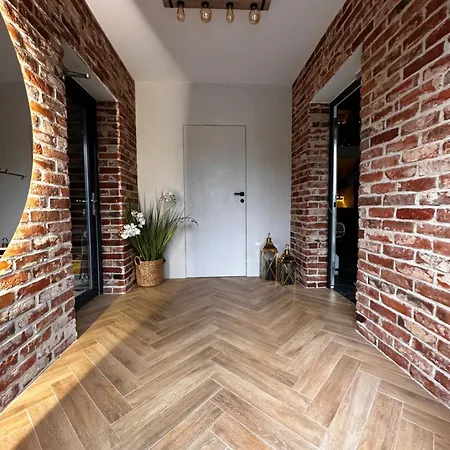 Ostoya Zawory -domki Premium ,strefa Relaksu, Basen Villa *