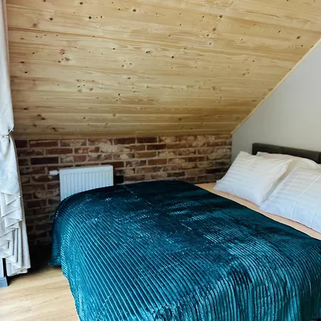 Ostoya Zawory -domki Premium ,strefa Relaksu, Basen Villa