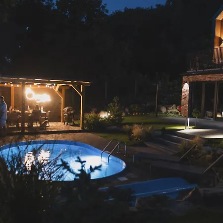 Ostoya Zawory -domki Premium ,strefa Relaksu, Basen *