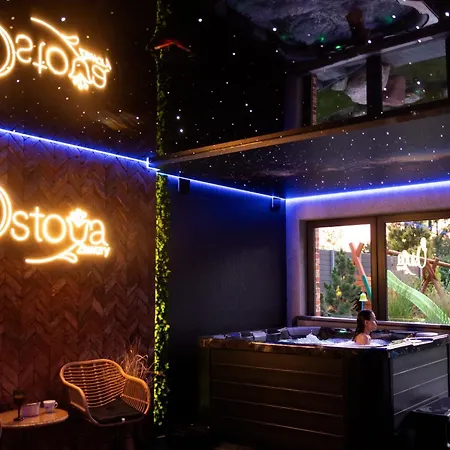 Ostoya Zawory -domki Premium ,strefa Relaksu, Basen * Zawory (Pomerania)