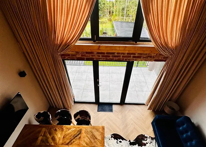 Ostoya Zawory -domki Premium ,strefa Relaksu, Basen Zawory (Pomerania)