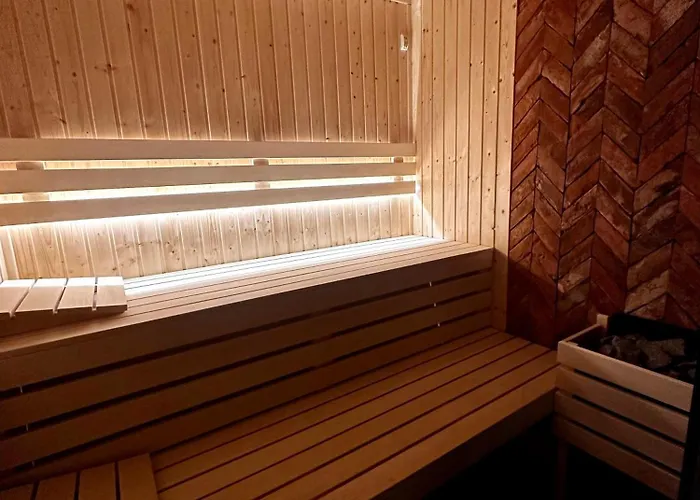 Ostoya Zawory -domki Premium ,strefa Relaksu, Basen Villa *