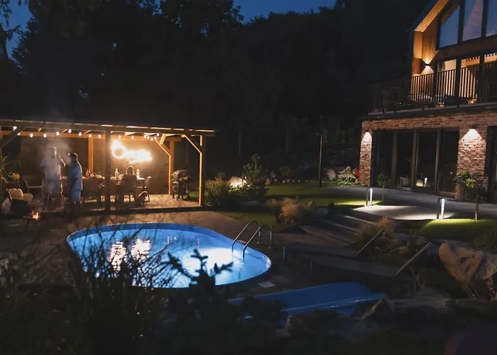 Ostoya Zawory -domki Premium ,strefa Relaksu, Basen *